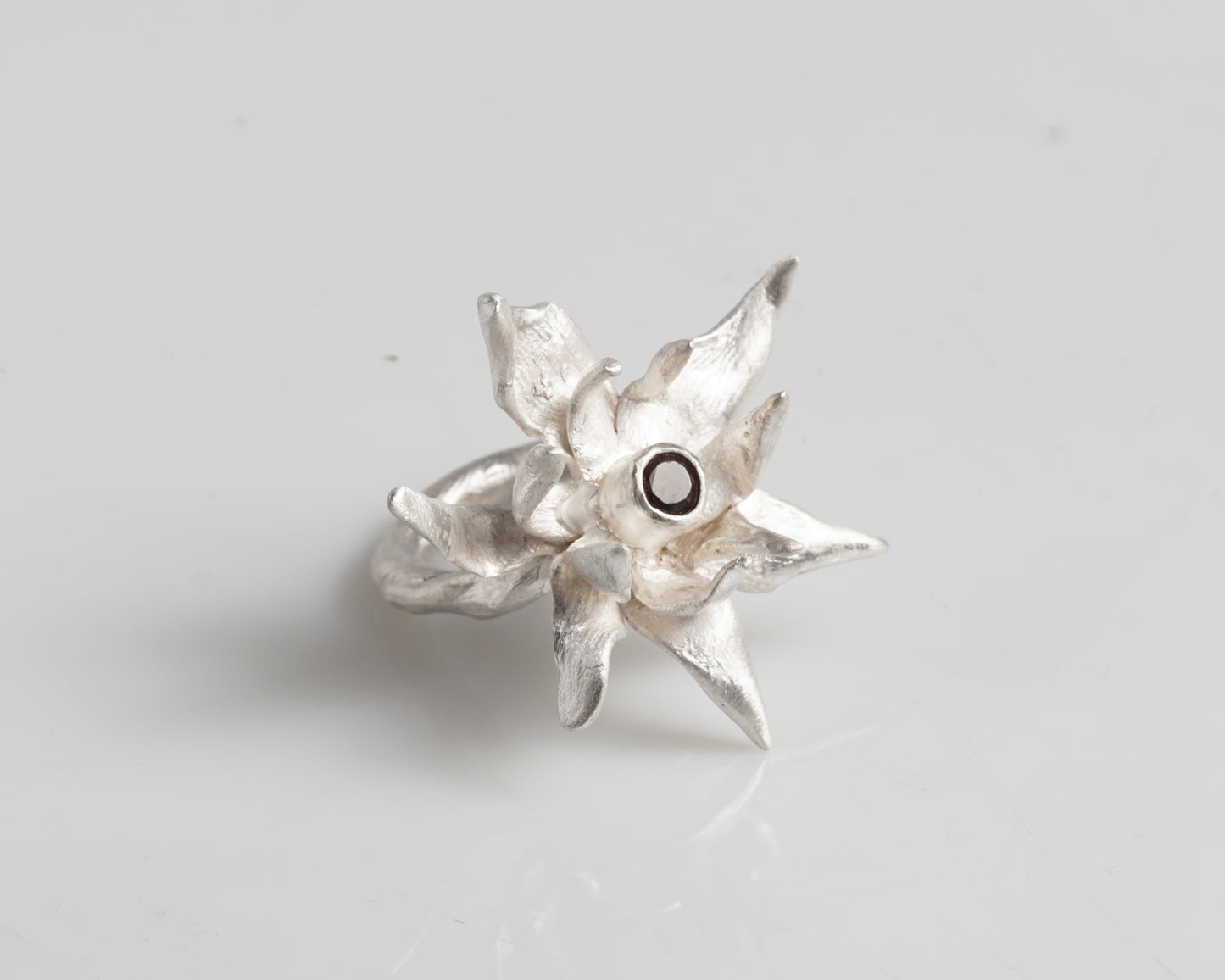 Edelweiss Bloom Ring