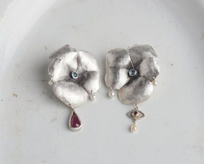 Heartsease Flower Earrings