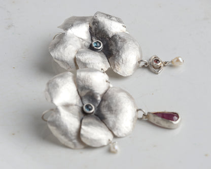 Heartsease Flower Earrings