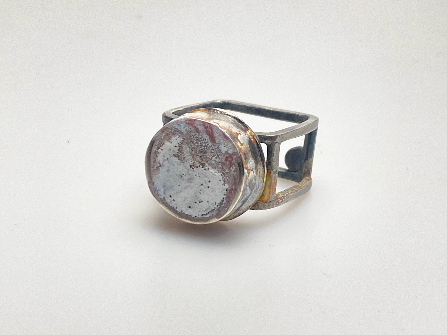 Grungy-Radiance-Ring